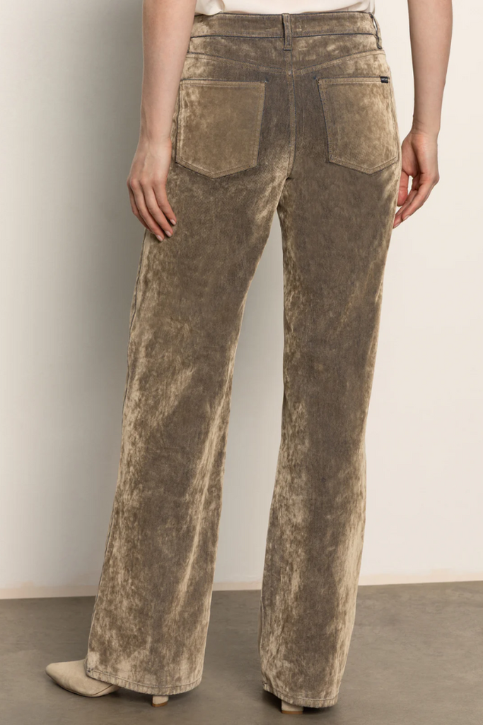 Cadence Relaxed Straight Leg