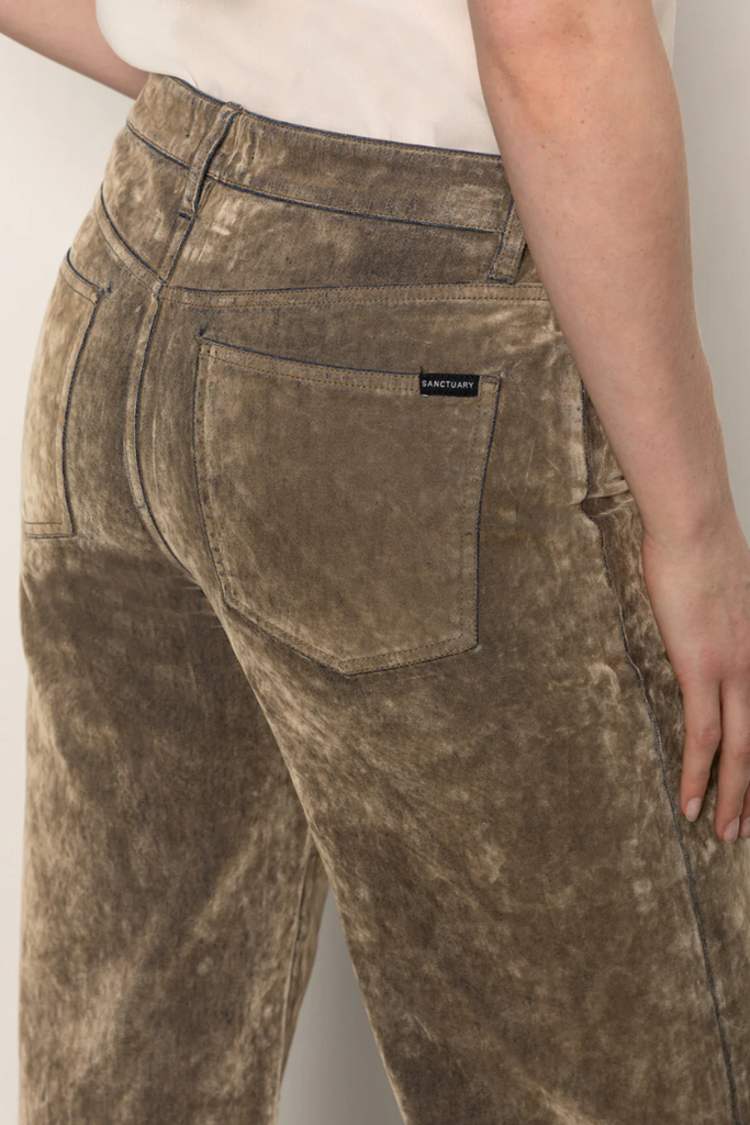 Cadence Relaxed Straight Leg