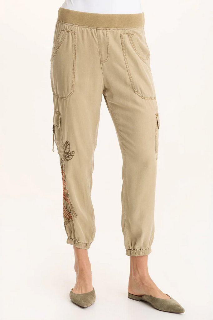 Embroidered Darri Jogger